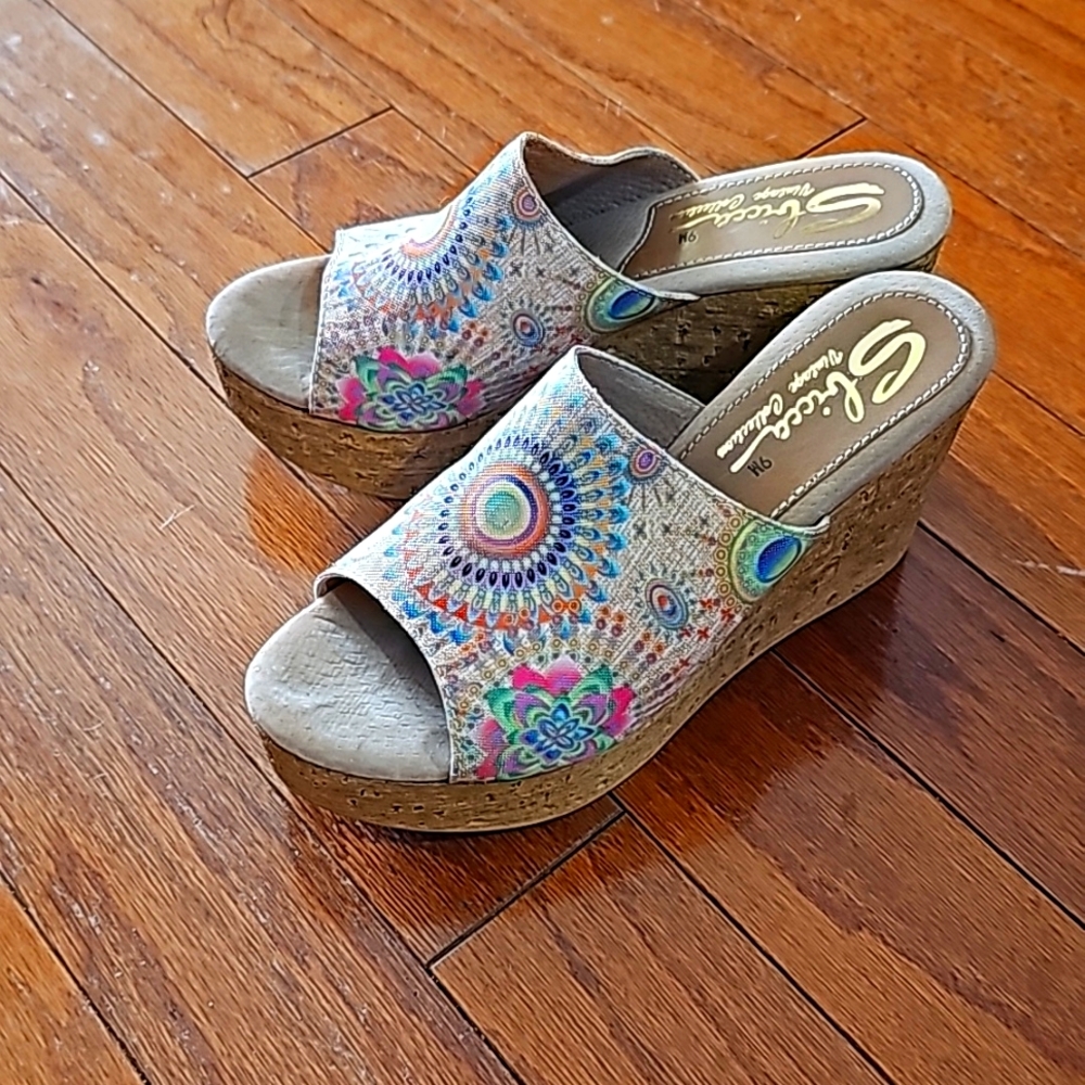 Sbicca wedge shoes